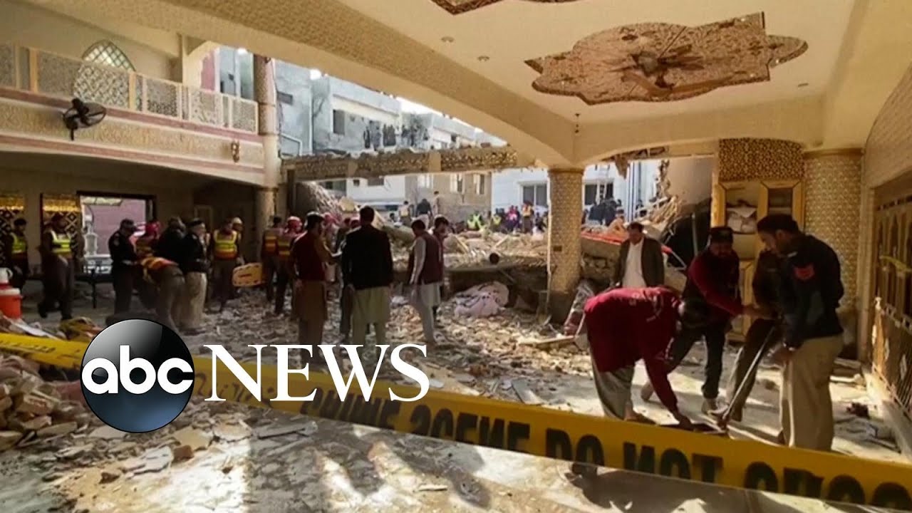 At least 44 dead after suicide bombing in pakistan 1