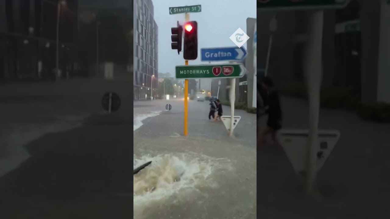 Auckland declares emergency after torrential rain and devastating flooding 1