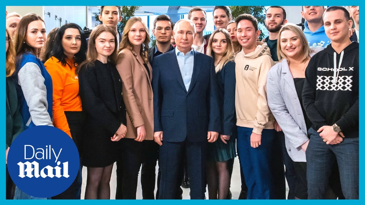 Putin delivers speech to students at moscow university 7