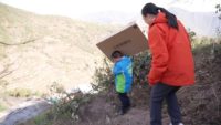 Dedicated deliveryman brings courier service to china's mountainous villages 1